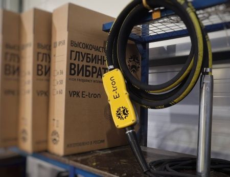 Глубинный вибратор с преобразователем VPK E-tron 60